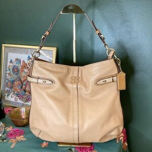 Coach Light Beige‎ Leather Bag